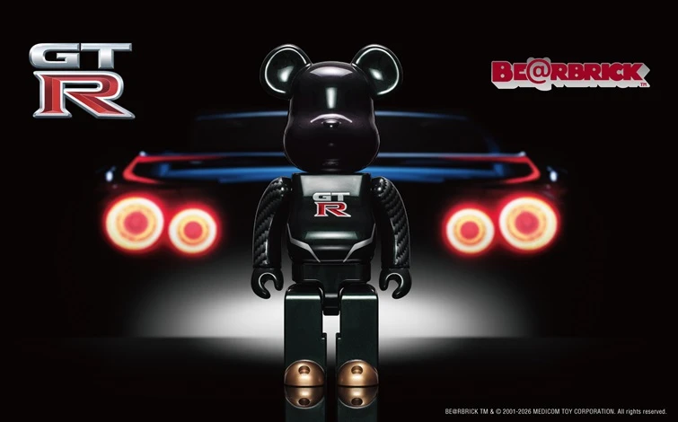 あの伝説のマシンがベアブリックに！　『NISSAN GT‑R BE@RBRICK 100% & 400%』7/2発売