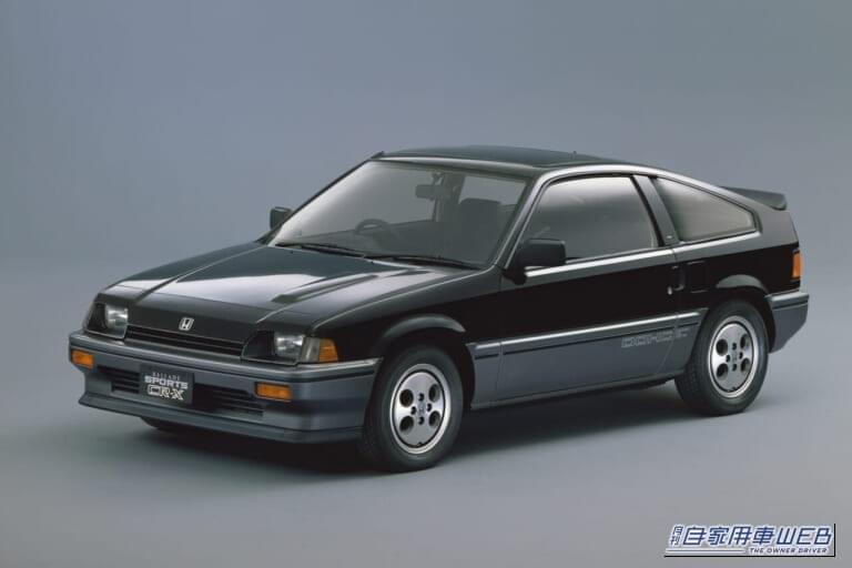 ホンダ バラードCR-X Si｜「もう43年も前のクルマなのか…」直線的なデザインが今は逆に新鮮！ サッチモのCM曲が印象的だった、ホンダのワンダーな名車を紹介。