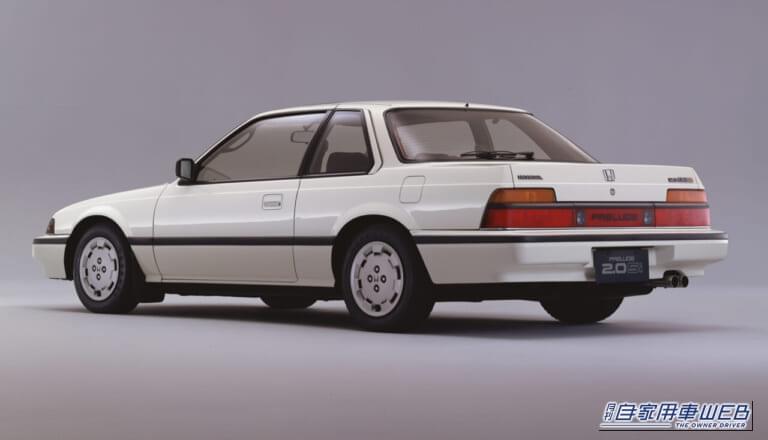ホンダ 2代目 プレリュード 2.0SI 1985年式 白 リアビュー｜「もう40年も前なのか…」CM曲のボレロが印象的だったホンダの名車。ボンネットがとんでもなく低く、ヤンエグに大人気だったクーペを紹介