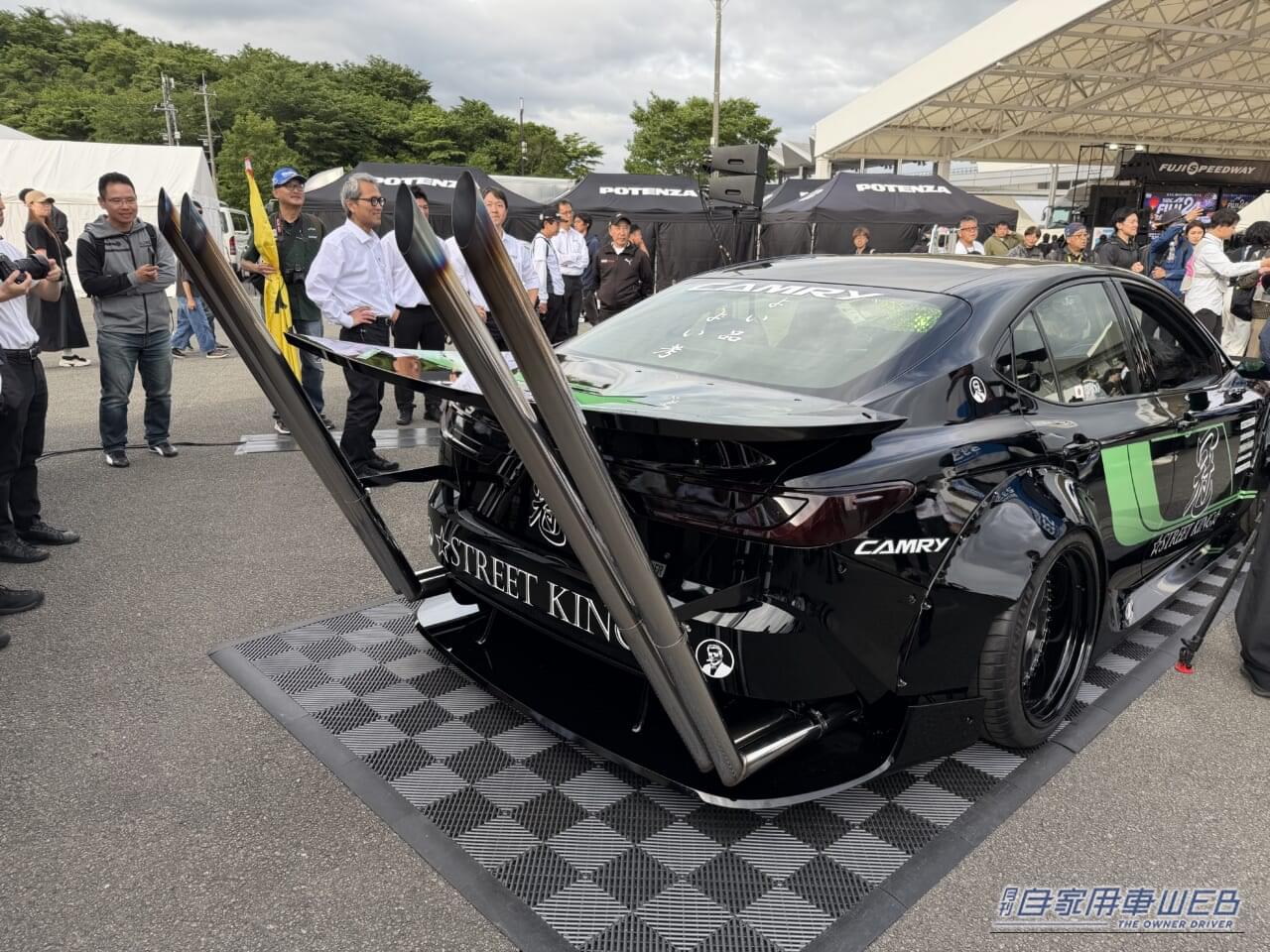 |700馬力ツインエンジンvsグラチャンFR仕様爆誕!! GRとTRが激突!北米生産カムリのカスタム対決を富士24時間で開催、ファン投票で勝者を決定へ!