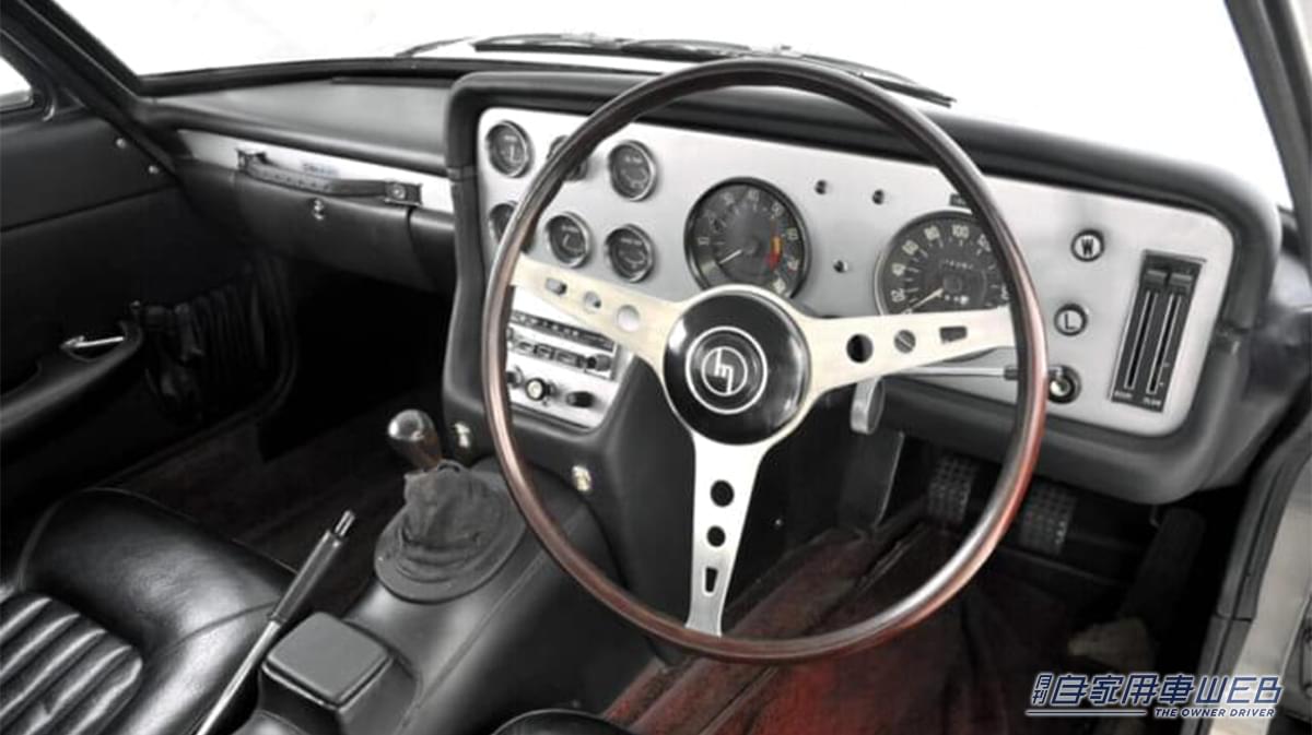 「まるで宇宙船」「62年前のクルマとは思えない…」フォルムが斬新すぎるマツダの名車。実はメーカーの生き残りを賭けた一大プロジェクトで生まれたモデルだった！