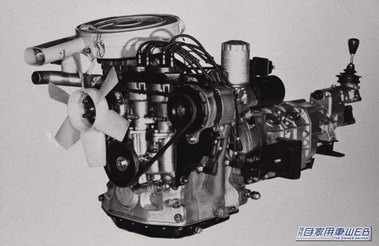 1967年 マツダ MAZDA コスモスポーツ 前期型 ロータリー型エンジン L10A型|「まるで宇宙船」「62年前のクルマとは思えない…」フォルムが斬新すぎるマツダの名車。実はメーカーの生き残りを賭けた一大プロジェクトで生まれたモデルだった!