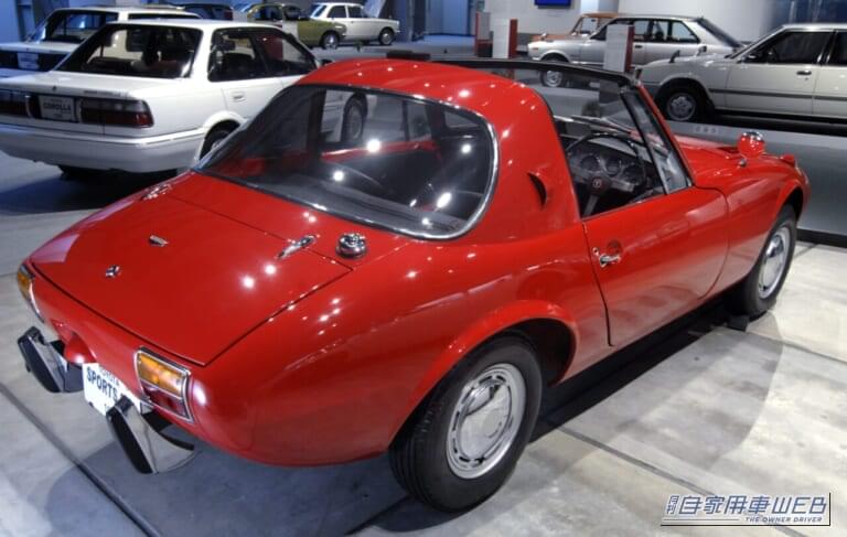 前期型スポーツ800（1965年）｜「スポーツカーの原点は、馬力ではなく”軽さ”だ！」航空機技術が凝縮された軽量＆空力ボディのライトウエイトスポーツの傑作車