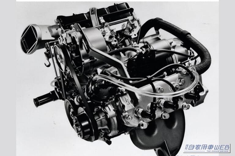 スズキ フロンテ クーペ GX（1971年〜） LC10Wエンジン｜「えっ…コレが軽自動車なの？」55年前のスズキの名車。美しいデザインはもはや小さなスポーツカー。スタイリッシュさで人気を誇ったフロンテ クーペを紹介。