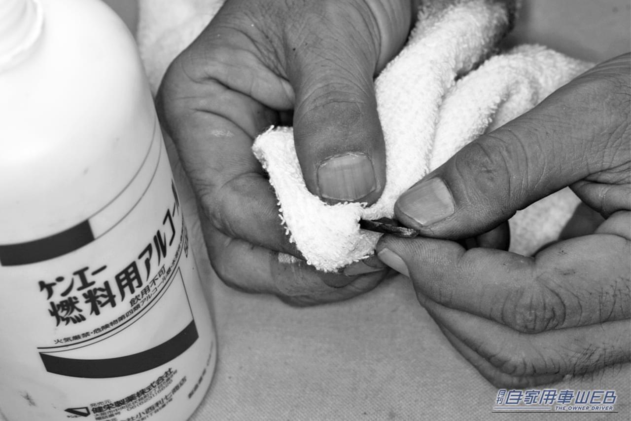 ｜「意外と見落としがち…」瞬間接着剤の正しい使い方。「くっつかないのは使い方が悪い」失敗例と成功例を写真で解説