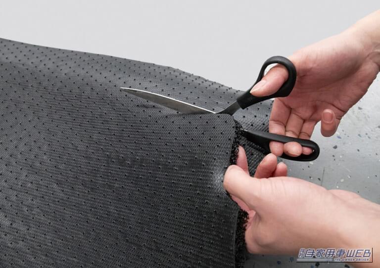 サイレントマット(切って敷くだけ)|「えっ、切って敷くだけ! こんな簡単に静かになるの!?」 エーモン“サイレントマット”ではじめる車内の静音計画