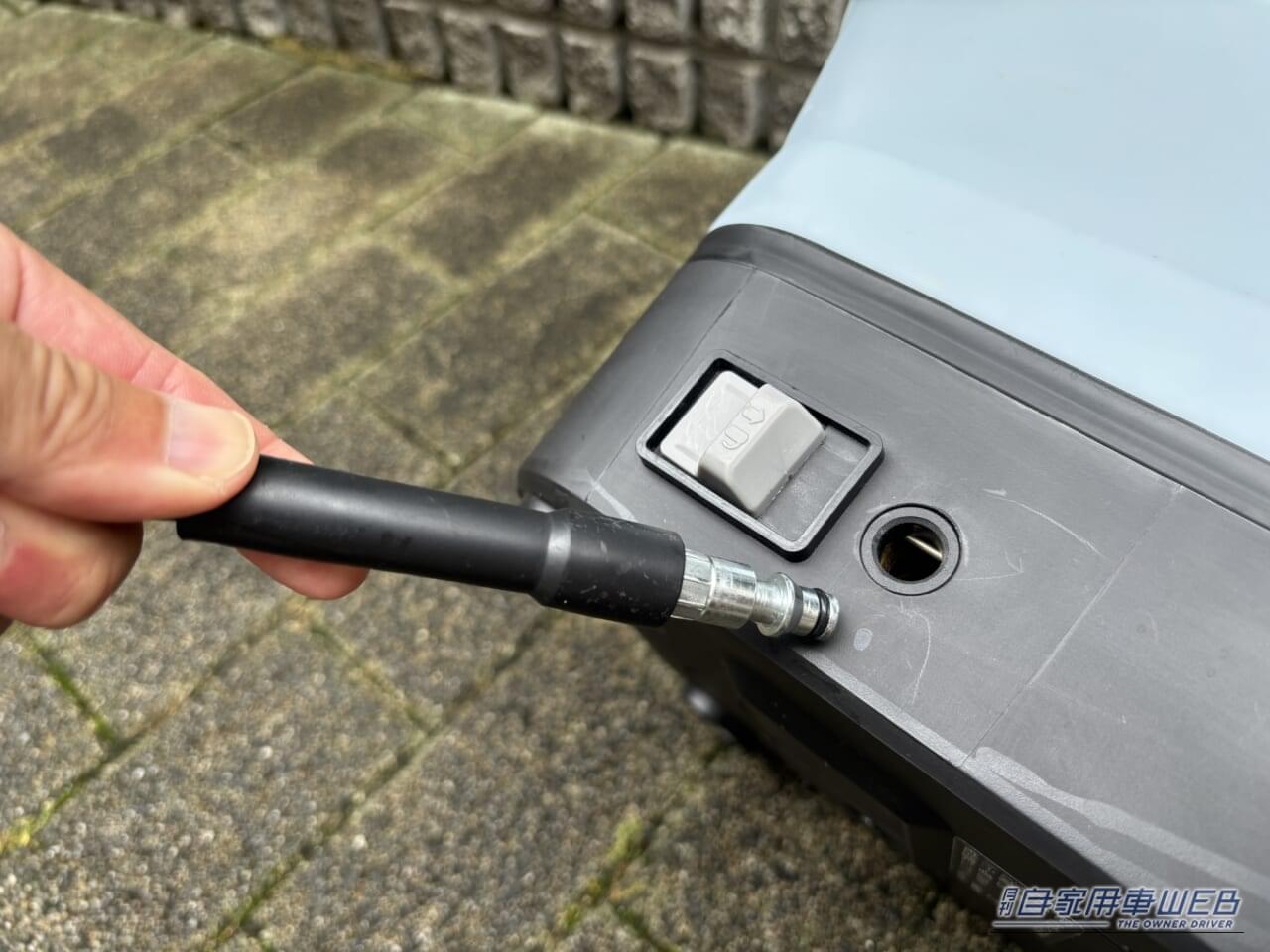 ｜「ドンキ情熱価格カーグッズをゲット」夏の長距離ドライブの不満を解消！ パワフル噴射なのにコンパクトに収納可能な「WashGo!」を実使用レポート！