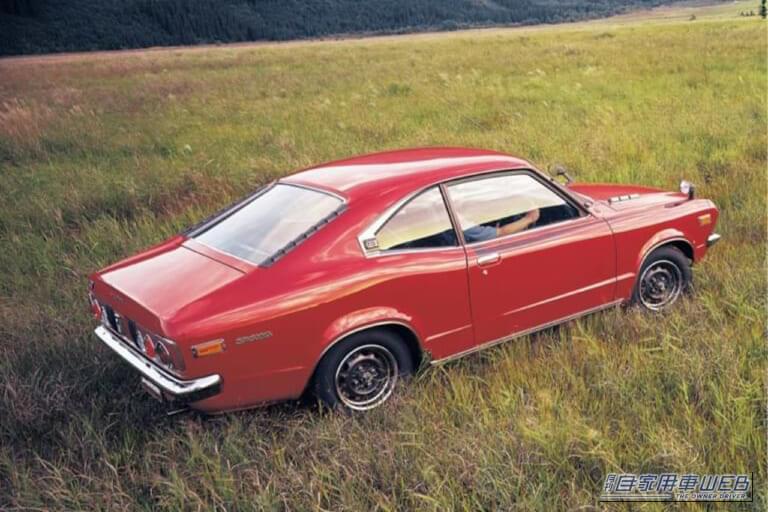 1971年発売、マツダ サバンナ クーペ GS2｜「この美しさは別格…」「ひと目見たら忘れられない」55年前のマツダ車。精悍なフロントマスクと丸形デザインのリアコンビネーションランプが印象的な名車を紹介。