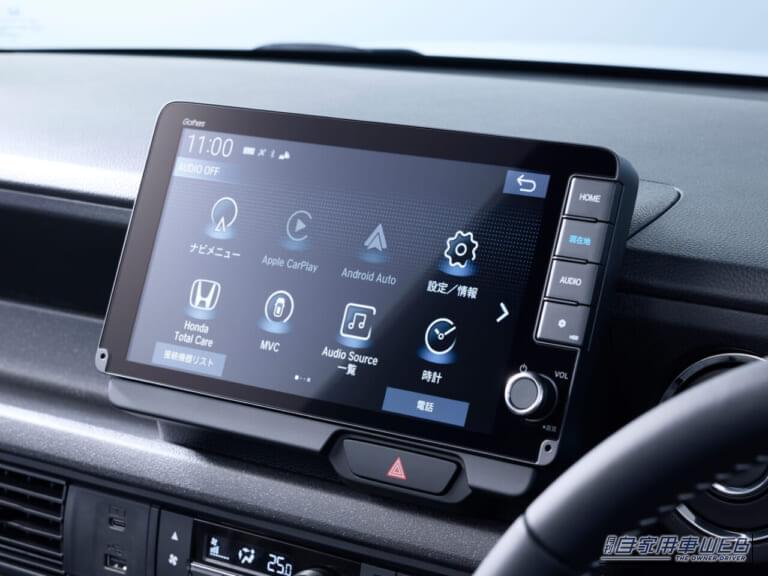 9インチHonda CONNECTナビ＋ETC2.0車載器｜新N-BOXカスタムは、巨大クロームグリルで「オラオラ顔」を再定義。何が変わった？