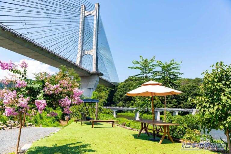 CONTRADD(コントラッド)秩父公園橋 RVパーク|【車中泊旅行におススメ! RVパーク最新情報】秩父市街地のすぐそばに位置し、観光拠点として最適なロケーションのRVパーク『埼玉県秩父市/ CONTRADD(コントラッド)秩父公園橋 RVパーク 』