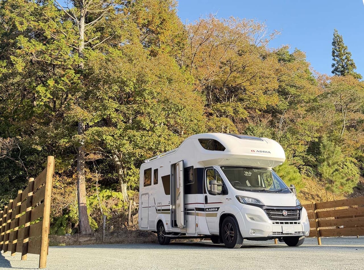 RVパーク 滝の宮|【車中泊旅行におススメ! RVパーク最新情報】縁結びで有名な小國神社のすぐ近くにある、日本最大級のRVパーク『静岡県周智郡/RVパーク 滝の宮』