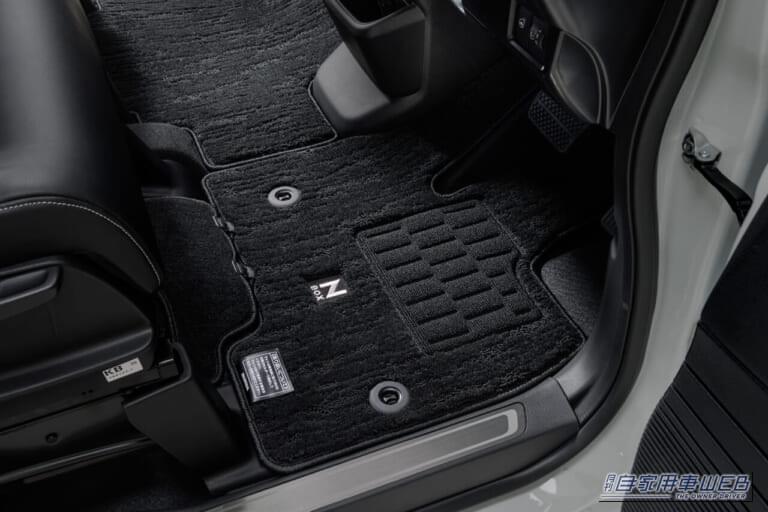 ホンダN-BOX　ホンダアクセス用品装着車｜完成度スゴすぎ！ 新型N-BOXカスタムをさらに精悍に仕立てる「赤いアクセントの純正スポーツパーツ」
