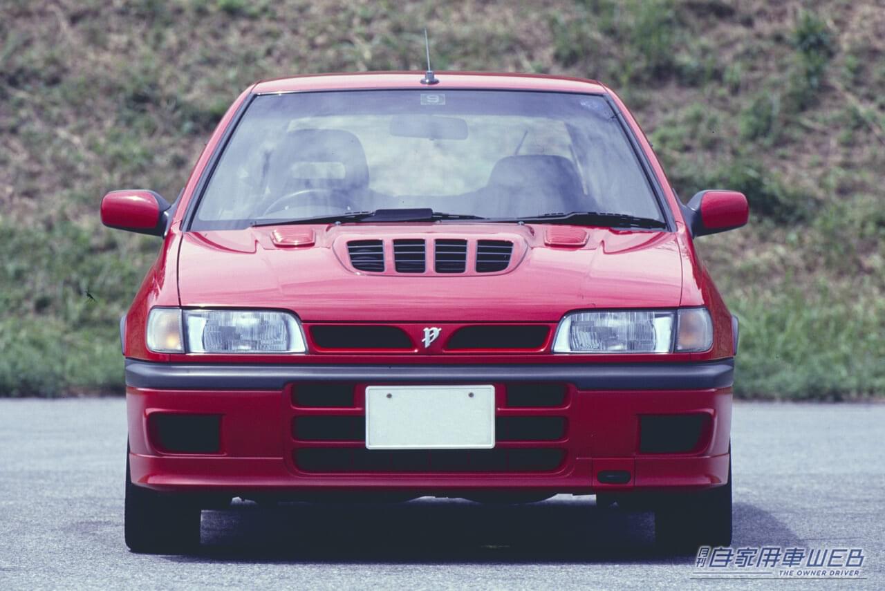|「勝つことを宿命として生まれたモンスターコンパクト」 圧倒的な加速力とは裏腹に、極端な“フロントヘビー”と“どアンダー”なハンドリングで直線番長とまで揶揄された悲運の『GTi-R』