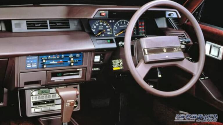 「いつかはクラウン」伝説的キャッチコピーで有名な43年前のトヨタの名車。印象的なデザインを採用し大ヒットした人気モデルを紹介