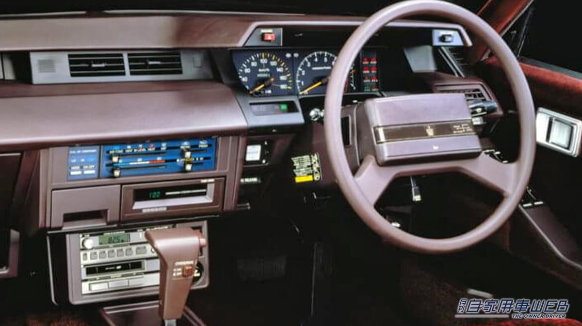 「いつかはクラウン」伝説的キャッチコピーで有名な43年前のトヨタの名車。印象的なデザインを採用し大ヒットした人気モデルを紹介