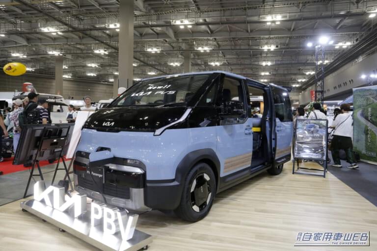 トイファクトリーが手掛けるベットキット装着車両。外観|快適、車中泊をコスパ良く。最新ミニバン×専用ベッドキットの組み合わせが「かなりアリ」な理由。 トイファクトリーが本気で仕上げた、コスパ抜群の提案とは?