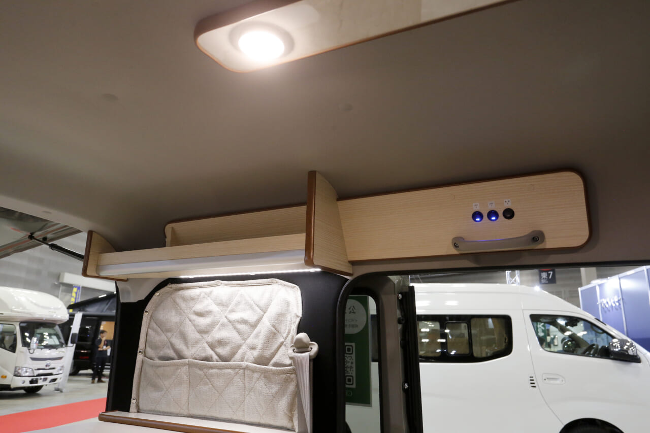 ｜【エブリイ軽キャンパー】寝るときの荷物どこ置く？を解決する「ロフト」がいい感じ