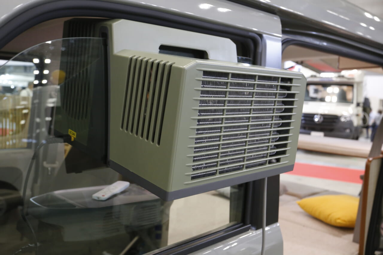 ｜【エブリイ軽キャンパー】寝るときの荷物どこ置く？を解決する「ロフト」がいい感じ
