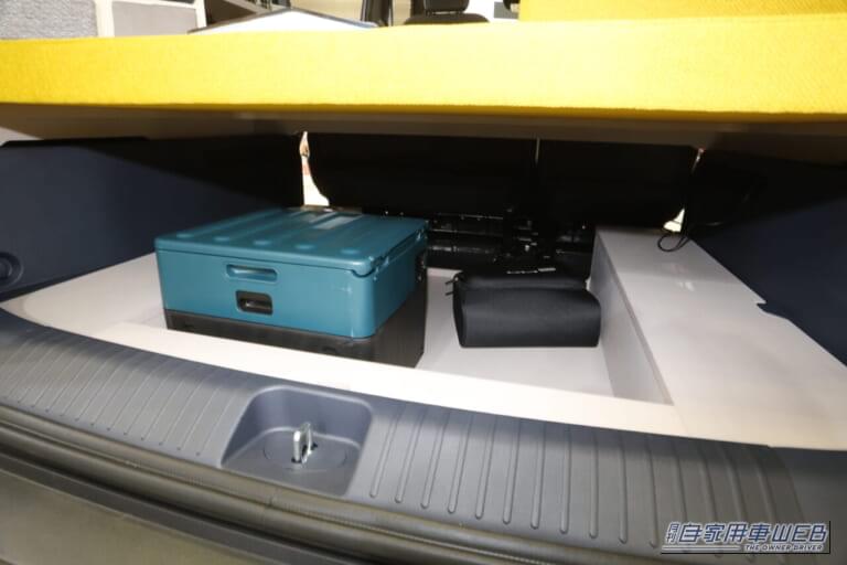 トイファクトリーが手掛けるベットキット装着車両。荷室周辺のカット｜快適、車中泊をコスパ良く。最新ミニバン×専用ベッドキットの組み合わせが「かなりアリ」な理由。 トイファクトリーが本気で仕上げた、コスパ抜群の提案とは？