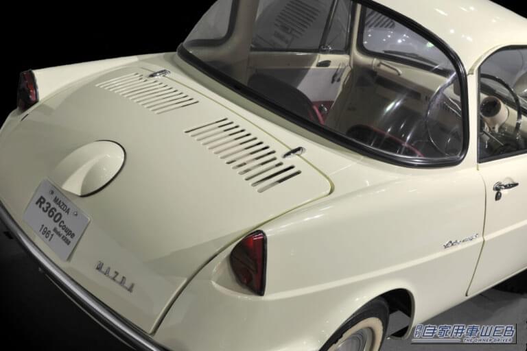 「車両重量…なんと395kg！」「車両価格…もっとビックリ、30万円!? 」 しかし、重量や価格だけでなく、詰め込まれた先進技術も“破格”だった【マツダ・R360クーペ】のここがスゴイ