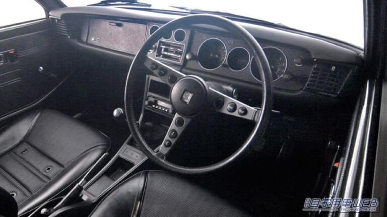 「えっ…54年前とは思えない」 美しいデザインが印象的なトヨタの名車。今も色褪せない初代のカローラ クーペを紹介