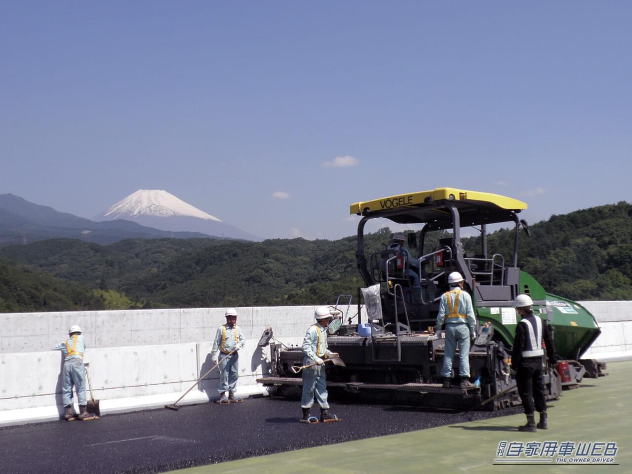 舗装工１｜【大人の社会見学】日本の物流を支える整備された道路。いつも使ってるけど、意外と知らない『舗装道路』ができるまで。