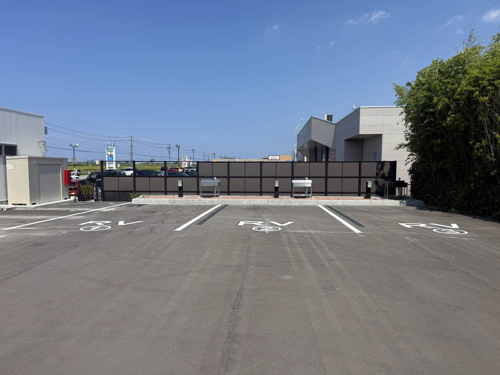 【車中泊旅行におススメ！ RVパーク最新情報】金沢や能登への観光拠点として非常に便利なRVパーク『石川県小松市／ RVパーク 小松城南店 』