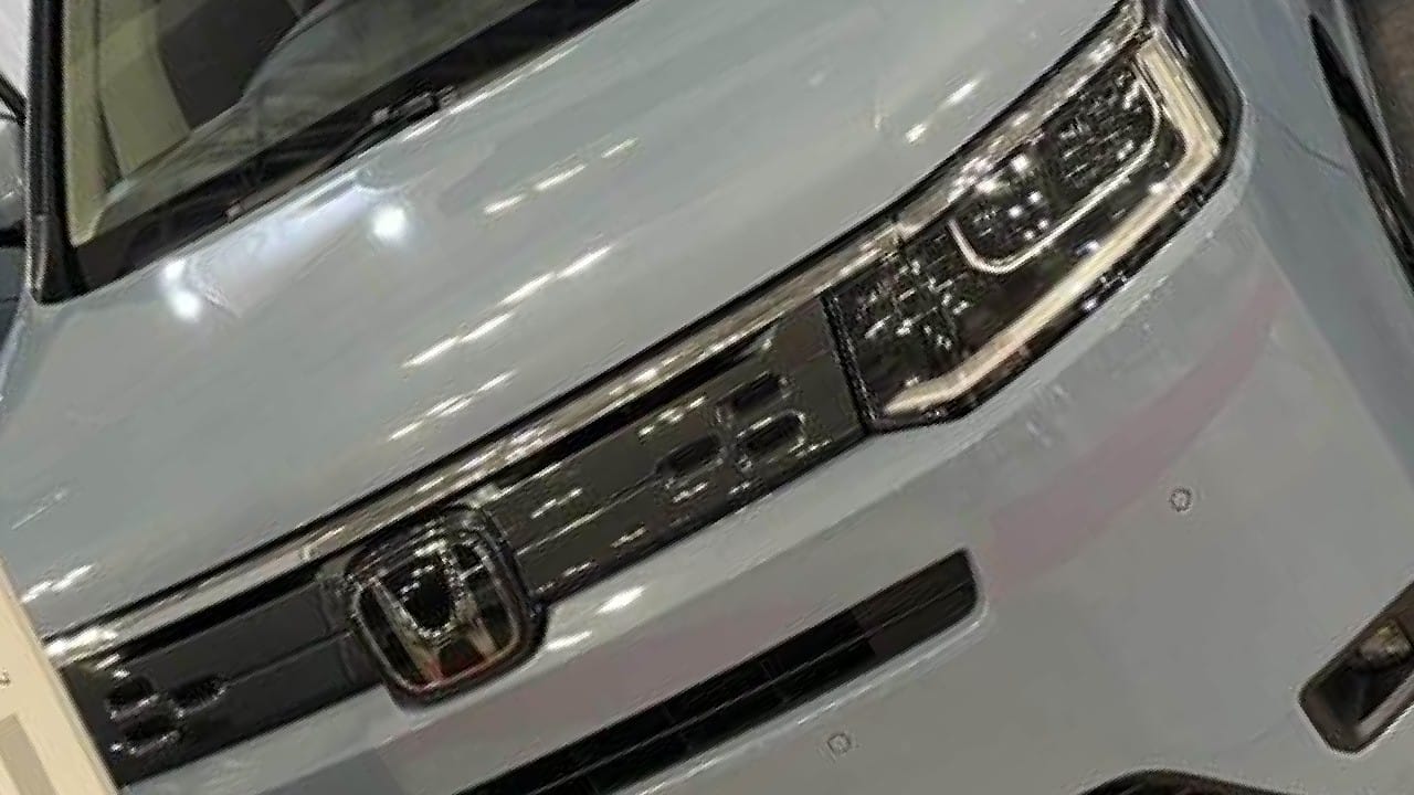 「これはミニバンの最終形かも」斬新すぎる、ホンダ『ステップワゴン』がスゴイ。まさかの寝室付きのミニバンキャンパーは、普段使いもストレスなし。