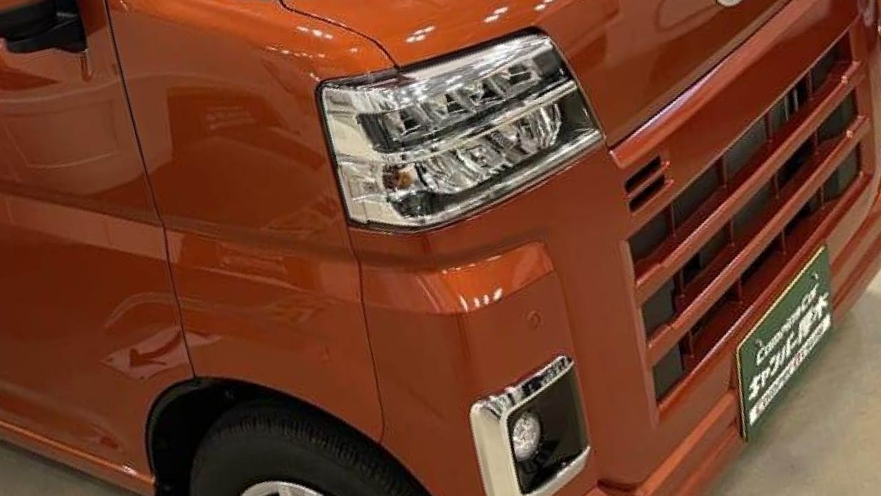 ちょっと「ズルいぞ、この軽自動車」かなり天才的モデル。見た目フツーなのに中身ガチ。軽バンを驚愕進化させたChippy。