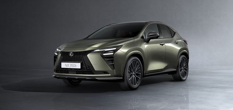 【週間ランキング】新型NX＆エルグランドに注目！ レトロカスタムも人気を集めた今週のクルマ記事TOP5（9月18日～9月24日）