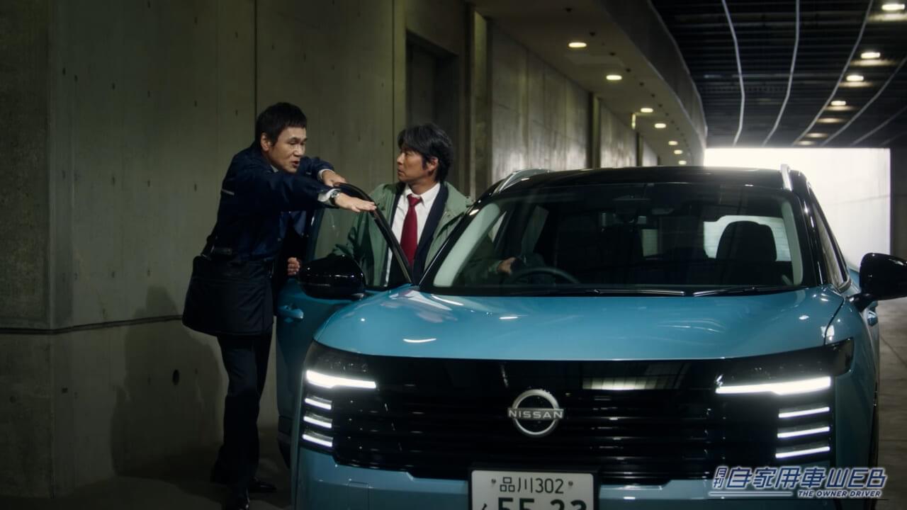 踊る大捜査線と日産・キックスのコラボムービーのワンシーン｜「その捜査車両は目立ちすぎ…」青島が選んだ日産・キックスがカッコ良すぎる！『踊る大捜査線』とのコラボで実現したショートムービーがスゴい！
