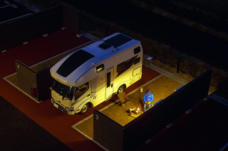 『車中泊で“温泉と美食”を楽しもう！』 はじめての方でも安心して利用できるRVパーク特選情報 【宮城県／ＲＶパーク アクアイグニス仙台】～敷地内の天然温泉「藤塚の湯」や地元食材を活かしたレストラン、カフェを併せて楽しめるRVパーク～
