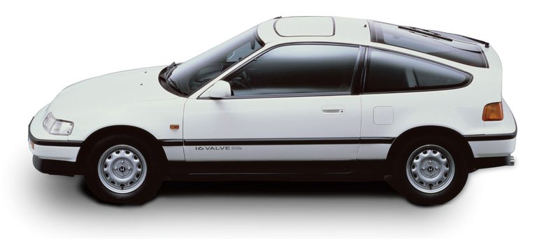 ２代目CR-X （横）｜【名車の光と影】時代に抗う“変身”は正解だったのか？ 軽量スポーツの異端児『ホンダCR-X＆CR-Z』