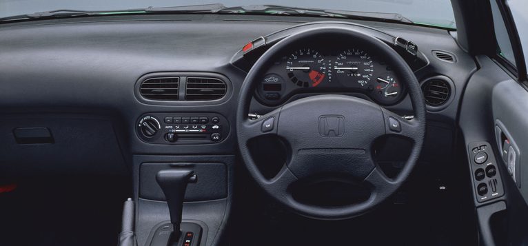3代目 ＣＲ-Ｘデルソル（インパネ）｜【名車の光と影】時代に抗う“変身”は正解だったのか？ 軽量スポーツの異端児『ホンダCR-X＆CR-Z』