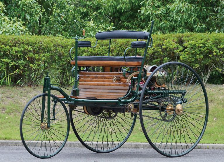 ベンツ ・モトールヴァーゲン（1886）｜「日本車のサスペンションは海外では通用しない！」かつて欧米でボロ負けした日本車の足回りが、“世界基準”を掴み取るまでの軌跡