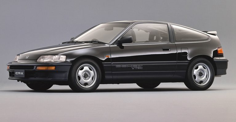 2代目CR-X 前7:3|【名車の光と影】時代に抗う“変身”は正解だったのか? 軽量スポーツの異端児『ホンダCR-X&CR-Z』