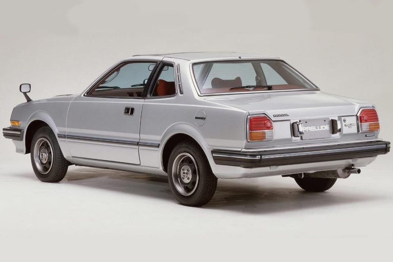 初代ホンダ・プレリュード XE（1978年）｜「はっきり言ってオヤジグルマ」日本では失敗作…。地味な存在の初代モデルが、2代目でとんでもない大ヒット作に！ そして現代に復活した［ホンダ・プレリュード］の変遷をたどる