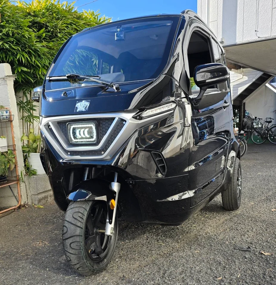 【週間ランキング】「200円で150km」走れる電動トライクが話題! 1000円の車内ドレスアップグッズから製造わずか20台の幻のスバルまで、今週のクルマ記事TOP5(10月9日〜10月15日)