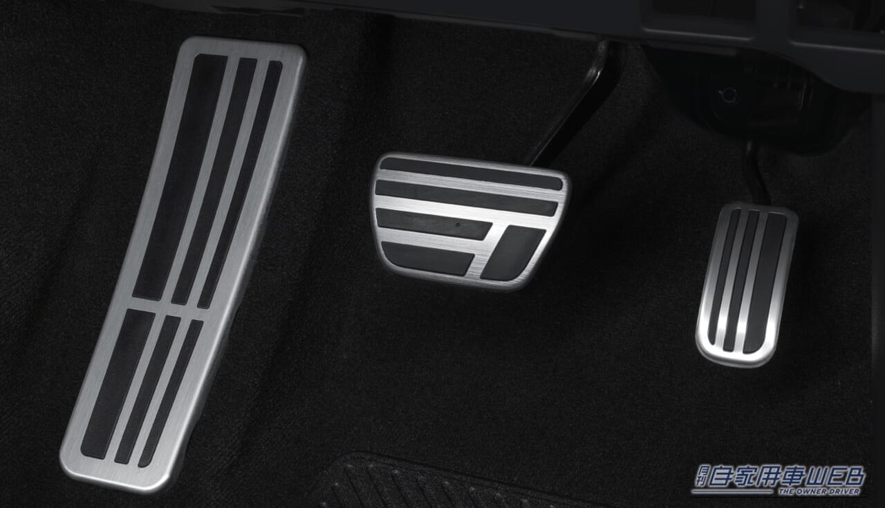 レクサスLX|レクサス最高峰SUV「LX」が一部改良。ステアリングやサスペンションのチューニングを見直し、「F SPORT」を新たにラインアップ