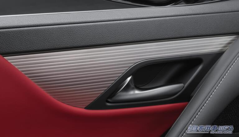 レクサスLX|レクサス最高峰SUV「LX」が一部改良。ステアリングやサスペンションのチューニングを見直し、「F SPORT」を新たにラインアップ