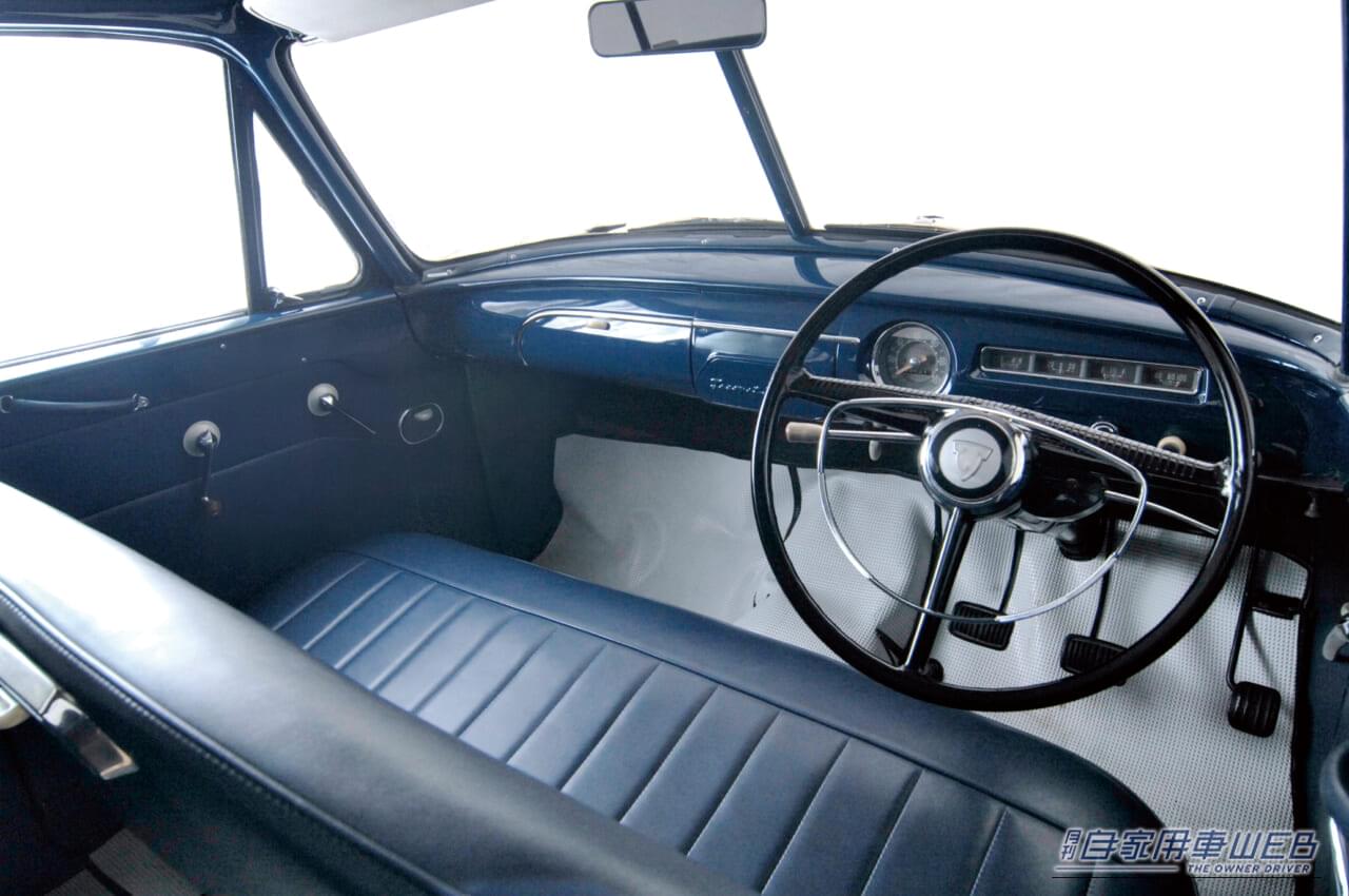 初代クラウンの運転席回り|「北米輸出で味わった屈辱から70年」“純国産”にこだわり続けた【初代クラウン】に秘められたトヨタの意地
