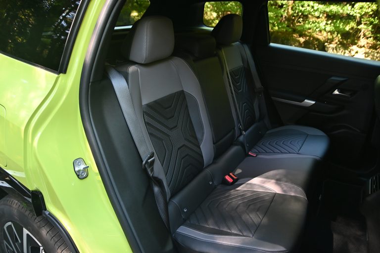 新型ジープ・コンパス｜520万円からの新型ジープ・コンパス試乗！ 欧州生産で洗練された走りと価格のバランスを検証