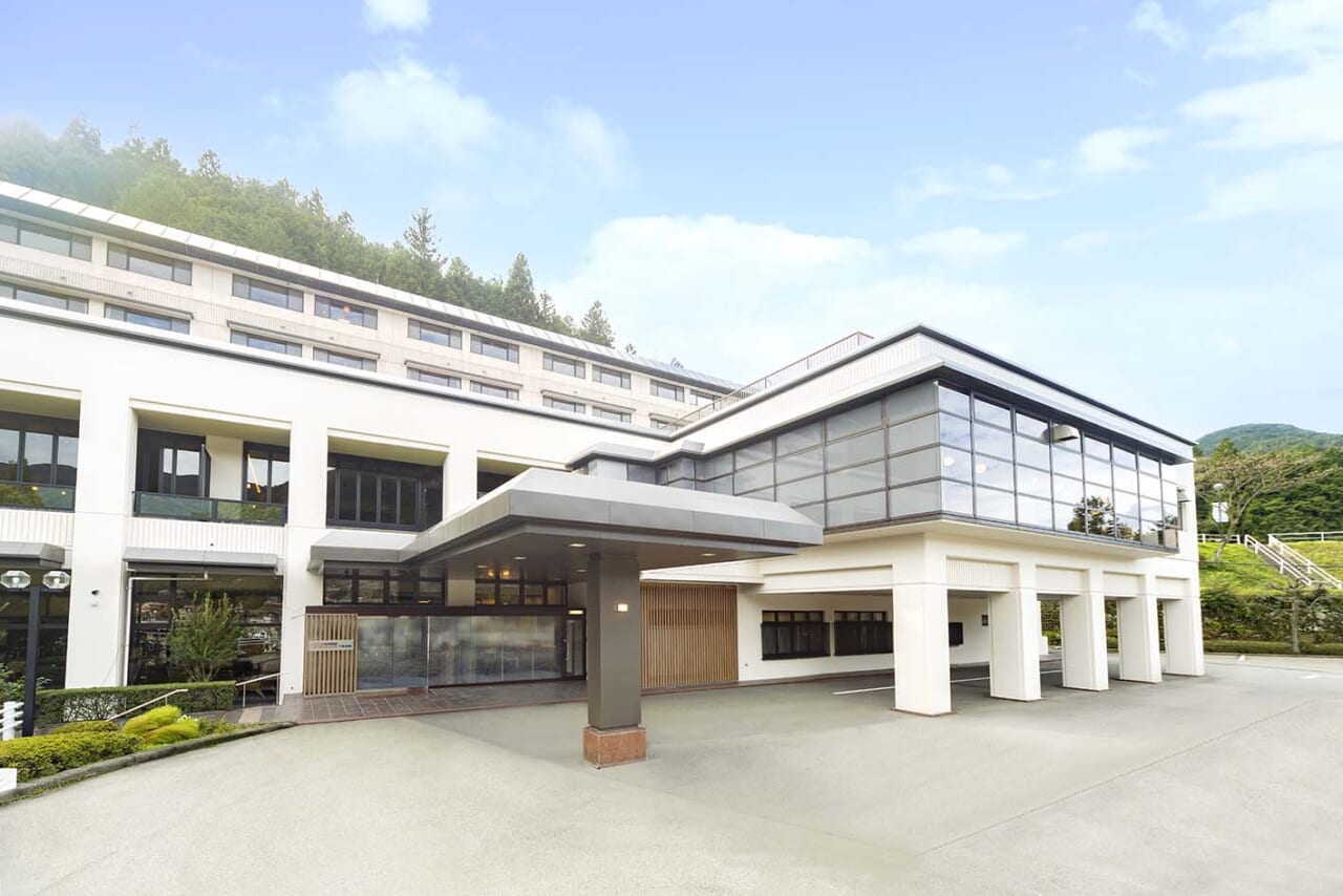 【新着！ RVパーク最前線】日本三名泉の一つ、下呂温泉でゆったりと旅の疲れを癒してくれるRVパーク『岐阜県下呂市／RVパーク 大江戸温泉物語Premium 下呂本館』