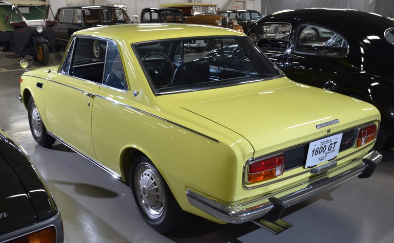 ベース車同様にピラーレスハードトップ形状を採用｜「似て非なるもの…。59年前に登場した“コロナ”の皮を被った狼」レーシングスペック・ヤマハDOHCを搭載した【トヨタ1600GT】の凄さ