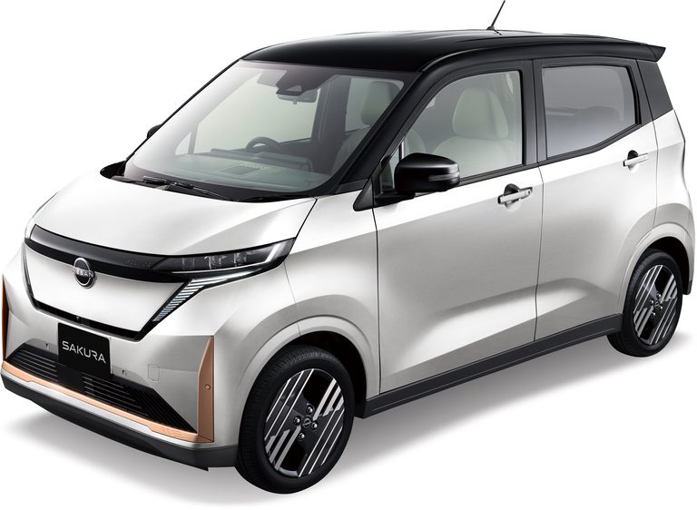 今回USB KITの取り付けテストを行なった日産サクラ｜BEVと相性抜群！　静粛性の高い車内を極上シアターに変えるデータシステム「USB KIT」